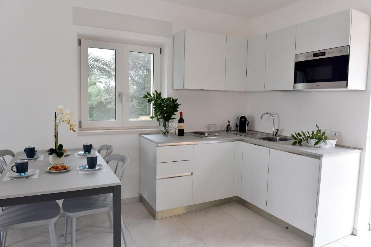 Margherita Apartment - Villaggio Di Mary โลโกโรตอนโด ภายนอก รูปภาพ