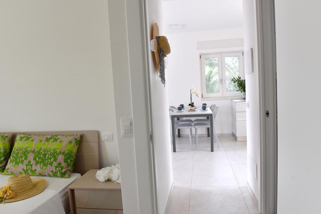 Margherita Apartment - Villaggio Di Mary โลโกโรตอนโด ภายนอก รูปภาพ